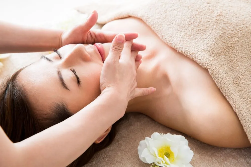 フェイス&ヘッド・フェイシャル美肌　W講座